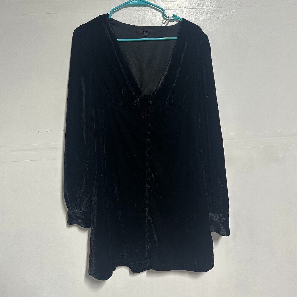 *Never Worn* Short Black Velvet Lulus Dress